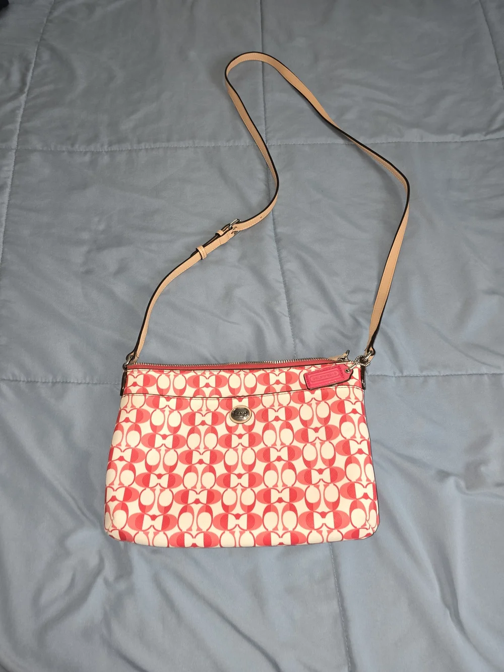 Coach stylish crossbody